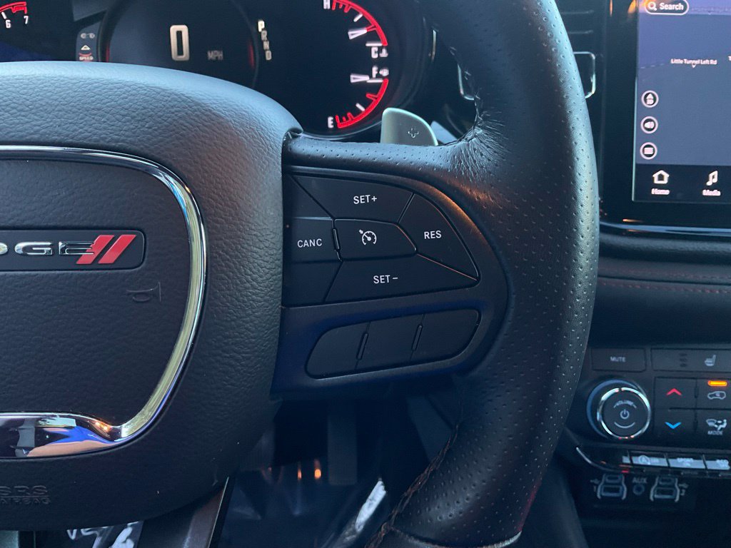 Used 2025 Dodge Durango GT AWD/4WD image 12