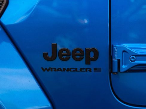 New 2025 Jeep Wrangler Sahara image 13