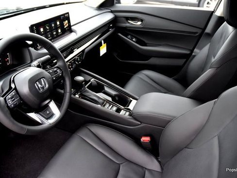 New 2025 Honda Accord Touring image 7