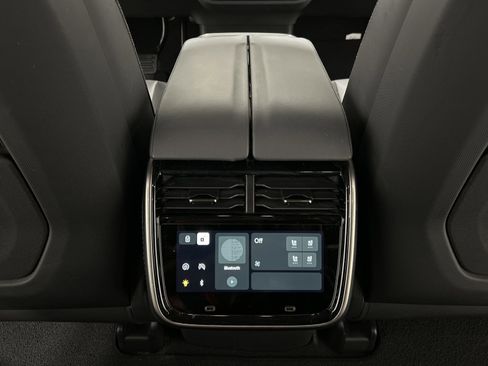 Used 2025 Rivian R1S Adventure AWD/4WD image 30