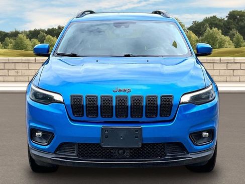 Used 2021 Jeep Cherokee Latitude Plus AWD/4WD image 3