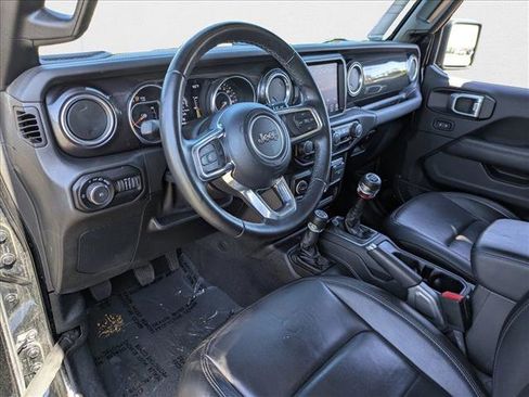 Used 2021 Jeep Wrangler Unlimited Sahara image 9