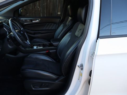 Used 2020 Ford Edge ST w/ Equipment Group 401A image 19