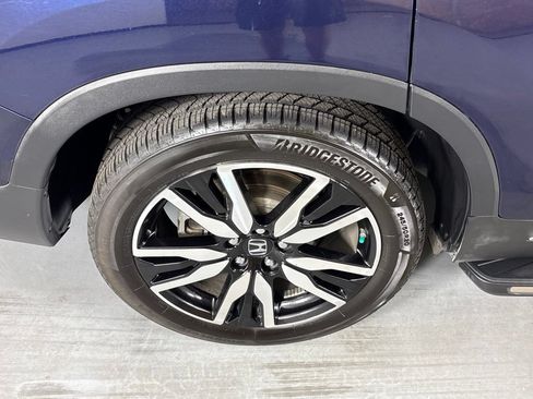 Used 2019 Honda Pilot Touring image 10