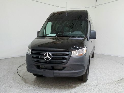 New 2026 Mercedes-Benz Sprinter 2500 image 2