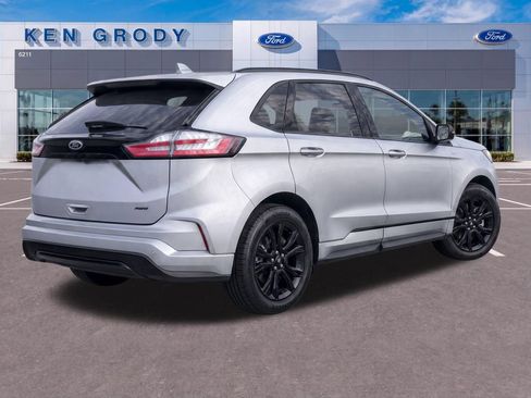 Used 2022 Ford Edge SE w/ Black Appearance Package AWD/4WD image 6