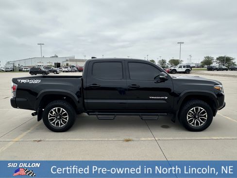Used 2021 Toyota Tacoma 4x4 Double Cab image 3