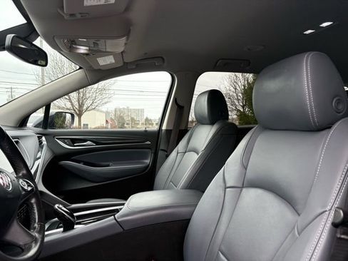 Used 2020 Buick Enclave Essence w/ Sound and Sites Package image 30