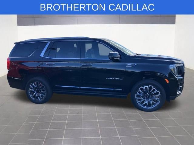 Used 2023 GMC Yukon Denali Ultimate AWD/4WD image 4