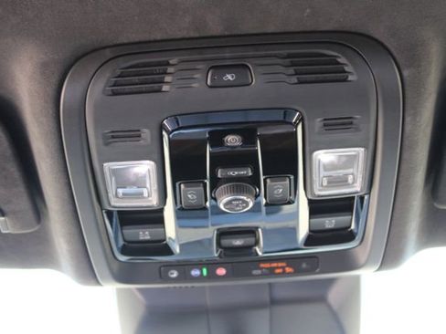 Used 2025 Cadillac Escalade Sport Platinum AWD/4WD image 21
