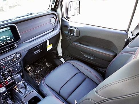 New 2026 Jeep Wrangler Unlimited Rubicon image 26