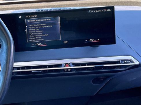 Used 2022 BMW iX xDrive50 w/ Premium Package AWD/4WD image 6