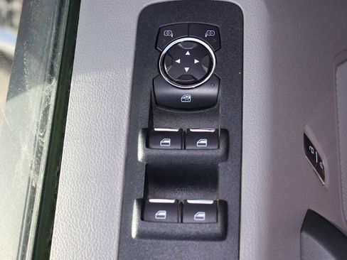 Used 2015 Ford F150 XLT w/ Equipment Group 302A Luxury image 18