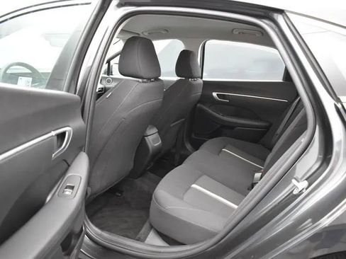 Used 2025 Hyundai Sonata SEL FWD image 14