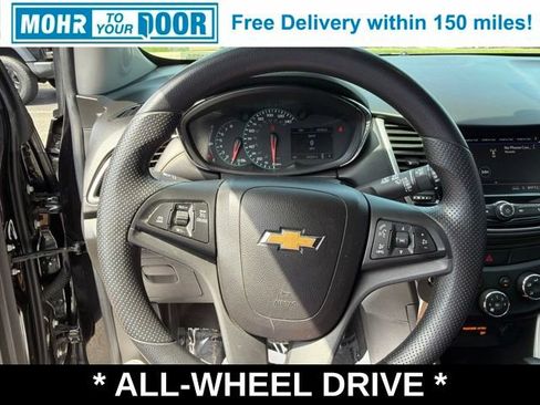 Used 2021 Chevrolet Trax LT AWD/4WD image 21