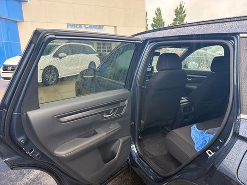 Used 2025 Honda CR-V Sport image 7