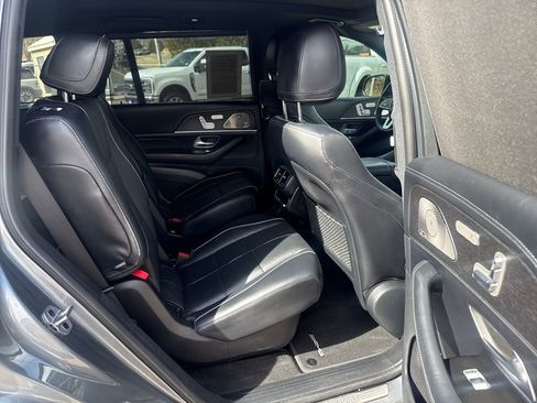 Used 2022 Mercedes-Benz GLS 450 4MATIC image 23