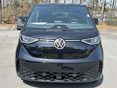 New 2025 Volkswagen ID. Buzz Pro S image 2