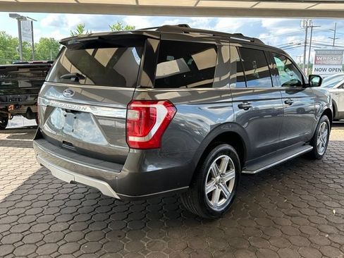 Used 2020 Ford Expedition XLT w/ Equipment Group 202A AWD/4WD image 26