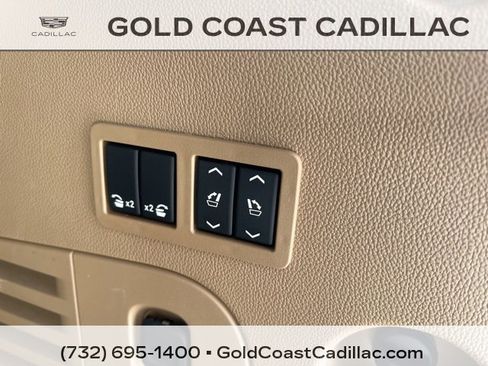 Used 2020 Cadillac Escalade Platinum image 16