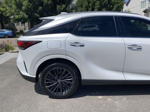 Used 2026 Lexus RX 450h AWD w/ Convenience Package image 6