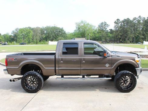 Used 2016 Ford F250 Lariat w/ Lariat Interior Package AWD/4WD image 18