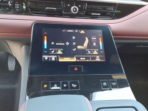 Certified 2026 INFINITI QX80 Autograph w/ Premium Cargo Package AWD/4WD image 17