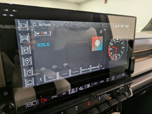 Used 2024 GMC Hummer EV 3X w/ Extreme Off-Road Package image 12