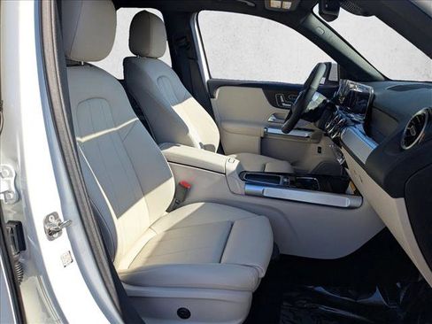 Certified 2026 Mercedes-Benz GLB 250 4MATIC image 12
