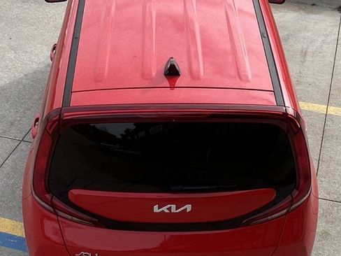 Used 2022 Kia Soul LX w/ Technology Package image 13