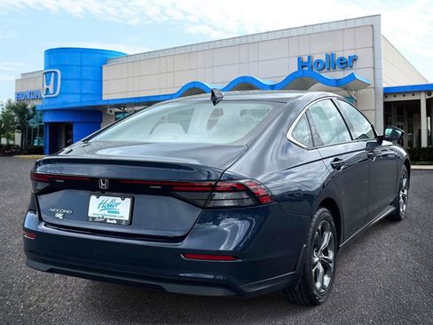 Certified 2023 Honda Accord EX image 4