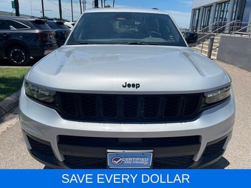 Used 2023 Jeep Grand Cherokee L Laredo RWD image 2