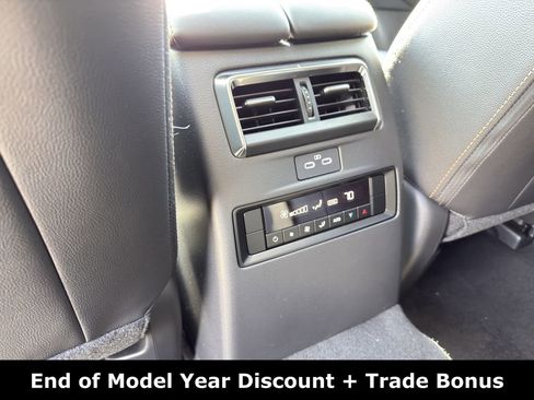 New 2025 MAZDA CX-90 3.3 Turbo w/ Preferred Package image 15