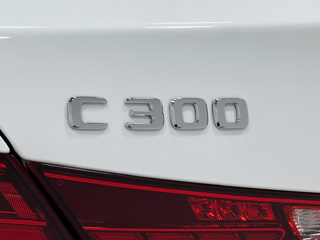 Used 2022 Mercedes-Benz C 300 4MATIC Sedan image 40