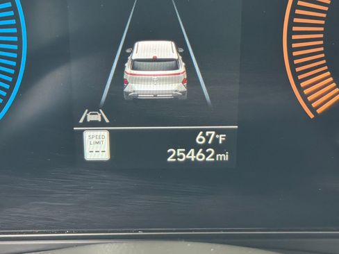 Used 2025 Hyundai Kona SEL FWD image 23