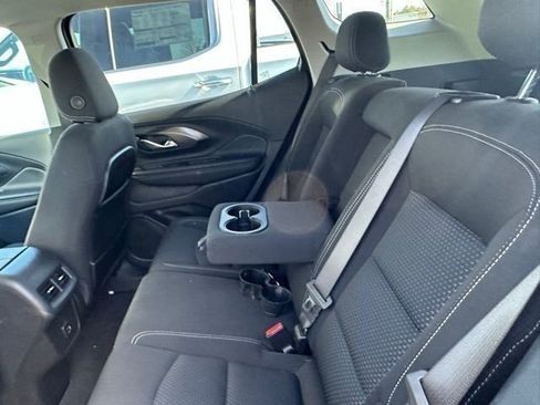 Certified 2024 GMC Terrain SLE image 7