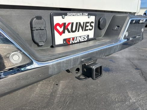 Used 2025 GMC Sierra 1500 Pro w/ Pro Value Package image 13