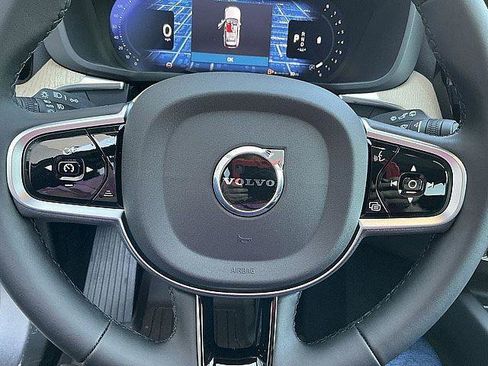 New 2026 Volvo XC60 B5 Plus w/ Protection Package Premier AWD/4WD image 21