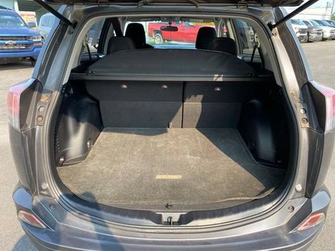 Used 2016 Toyota RAV4 LE AWD/4WD image 14