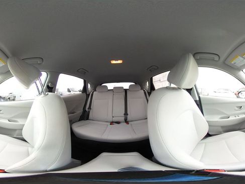 Used 2025 Hyundai Kona SEL image 42