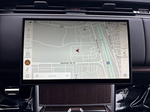 New 2026 Land Rover Range Rover Long Wheelbase SE image 24