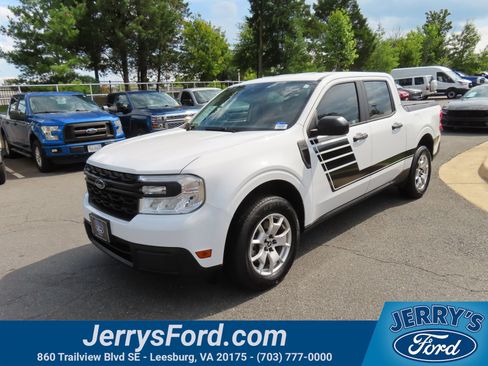 Certified 2022 Ford Maverick XL w/ Equipment Group 100A Standard AWD/4WD image 3