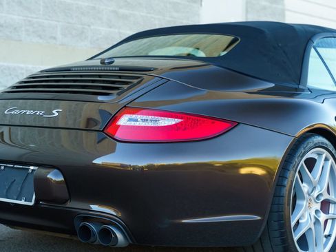 Used 2010 Porsche 911 Carrera S RWD image 51