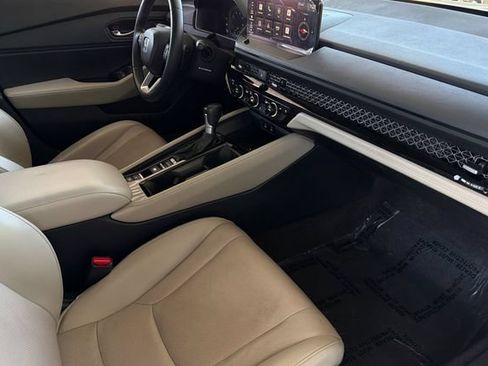 Certified 2023 Honda Accord Touring image 19