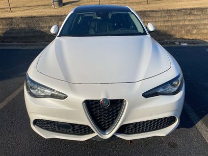 Used 2017 Alfa Romeo Giulia Ti w/ TI 19" Sport Package
