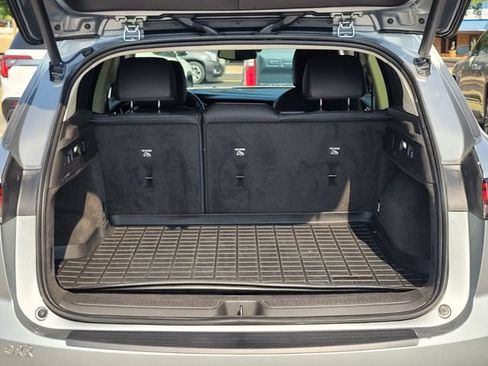 Used 2023 Buick Envision Essence FWD image 10