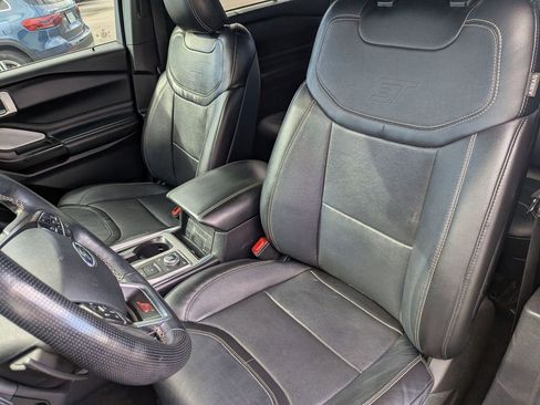 Used 2020 Ford Explorer ST w/ Premium Technology Package AWD/4WD image 15