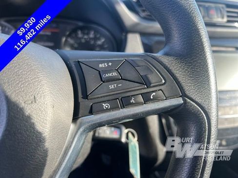 Used 2019 Nissan Rogue Sport S image 13