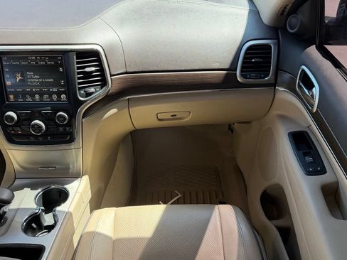 Used 2015 Jeep Grand Cherokee Overland RWD image 10