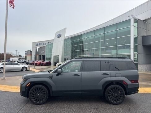 Used 2024 Hyundai Santa Fe Calligraphy image 2